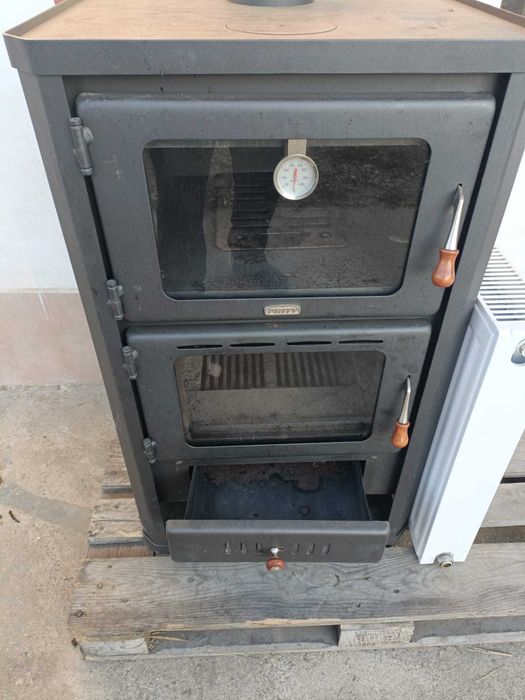 Vand termosemineu 16 kw aproape nou.