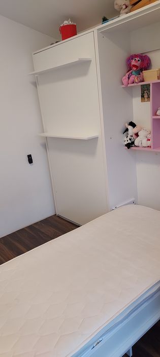 Vând doua paturi rabatabile de o persoană