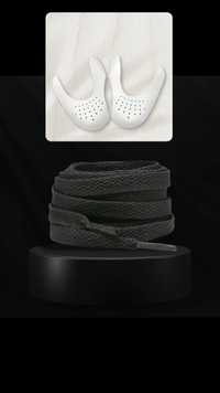 Nike Shoe laces și Sneaker Shields
