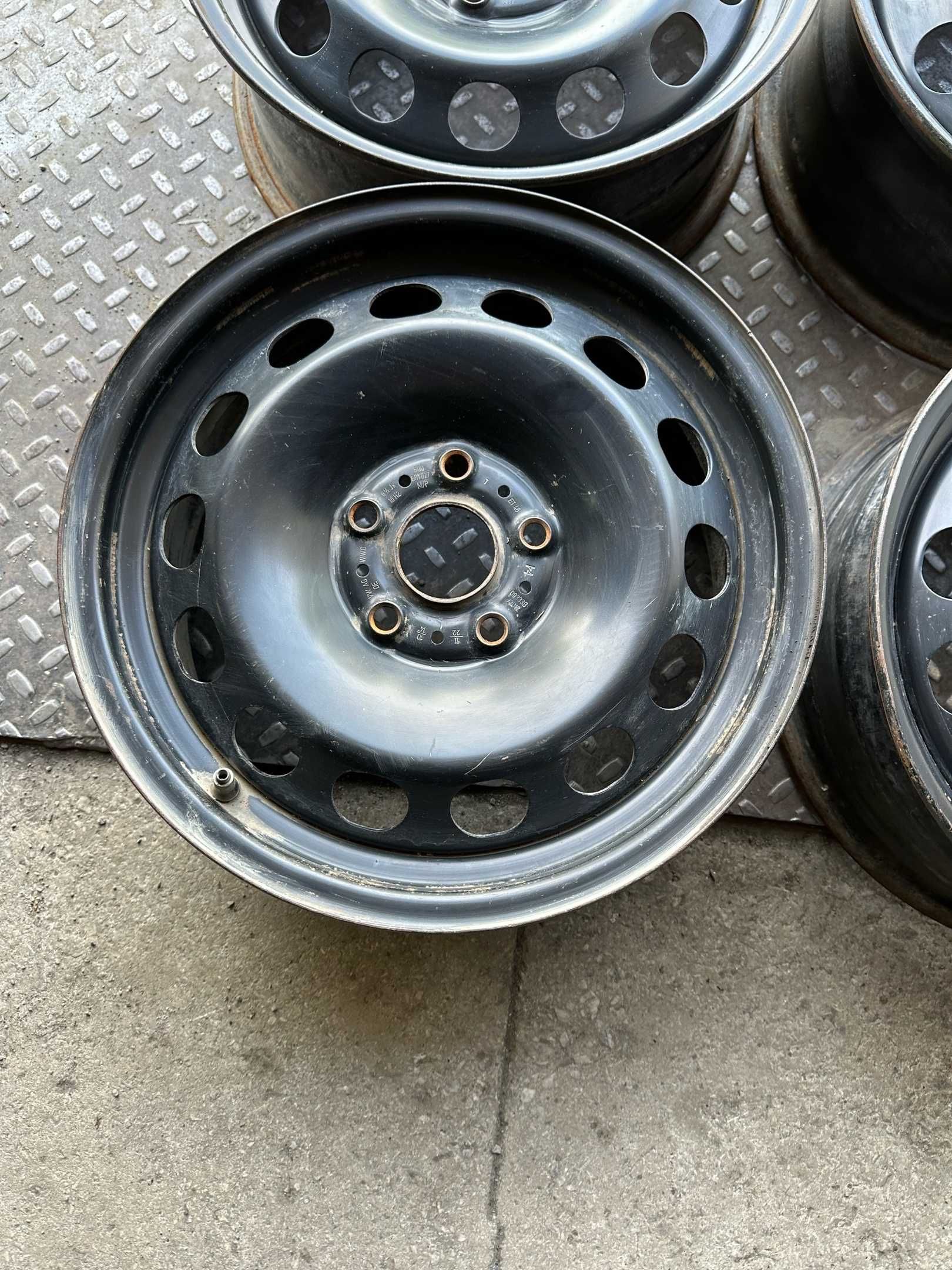 Стальные б/у диски R16 5x112