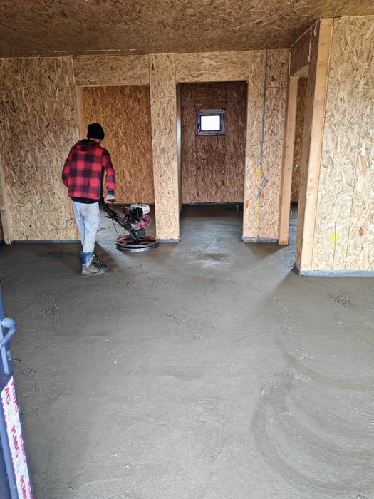 Casa de vanzare pe parter