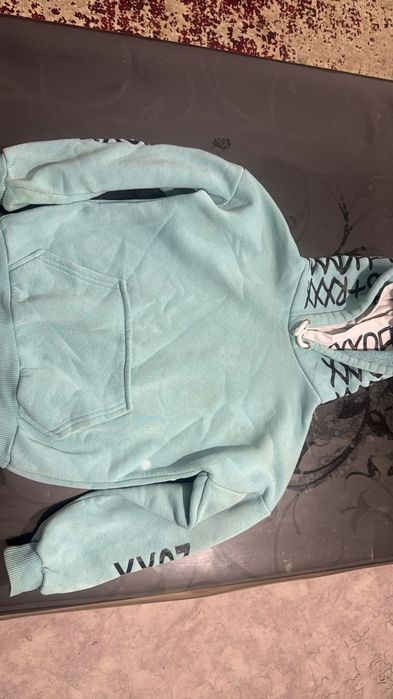 Отдам бесплатно детскую одежду