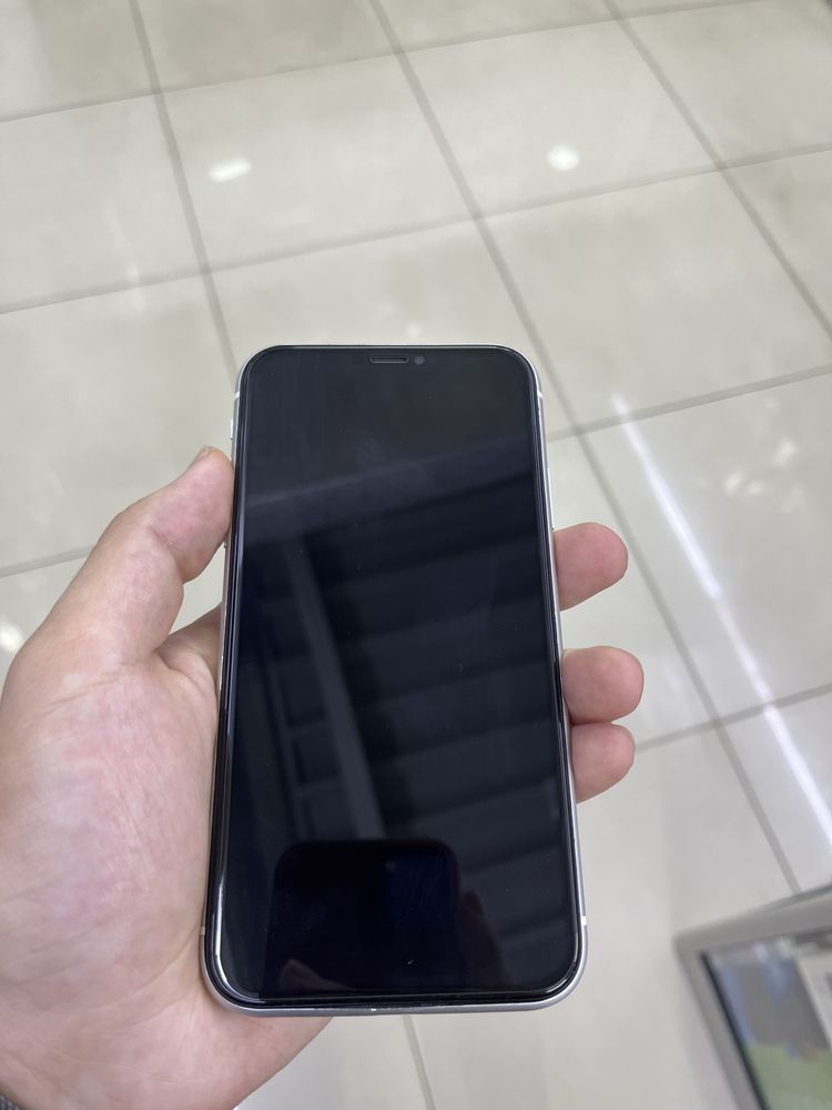 Iphone XR в хорошем состоянии