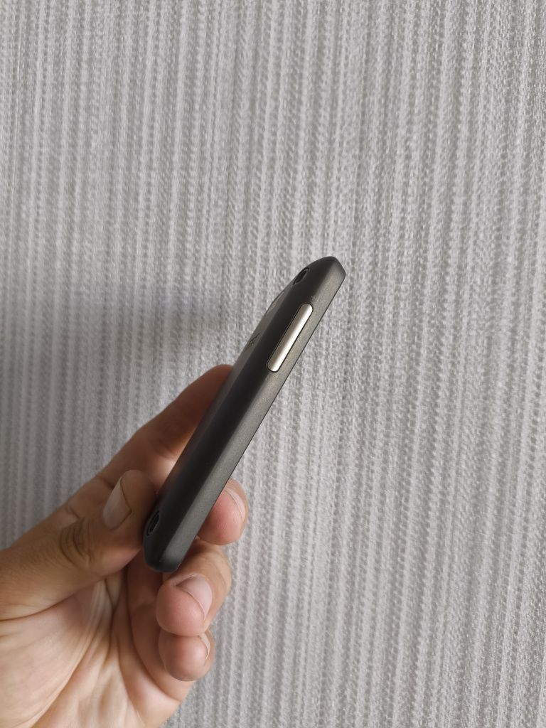 HTC mini phone .