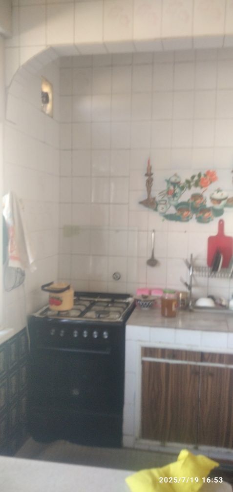 Продаётся квартира. Юнусабад 4/4. Риэлторам не звонить!!!