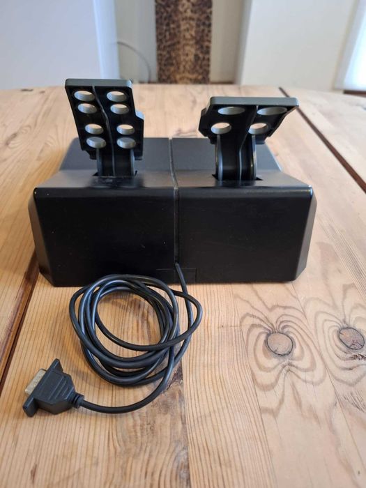 Волан с Педали Logitech Formula Force EX