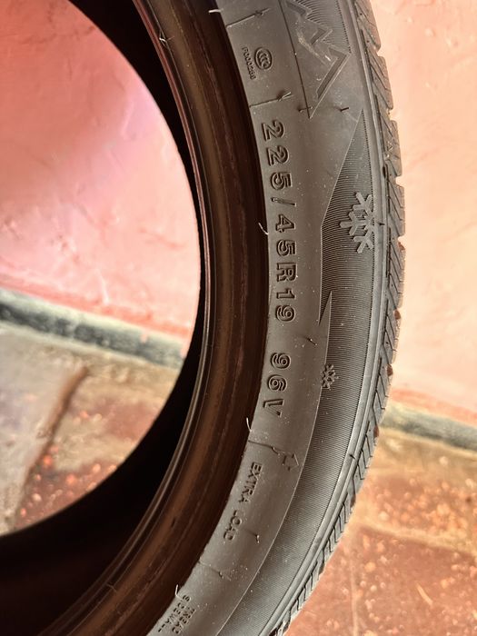 2 ancelope 19’ 255/40/19 si 225/45/19