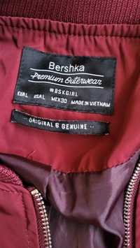 Червено бомбър  яке Bershka размер  L