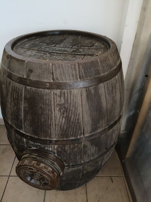 Butoi plastic alimentar  360 L