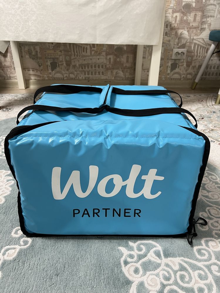 Продам сумку Wolt