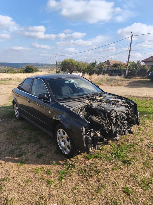 Vând Audi A4 avariat