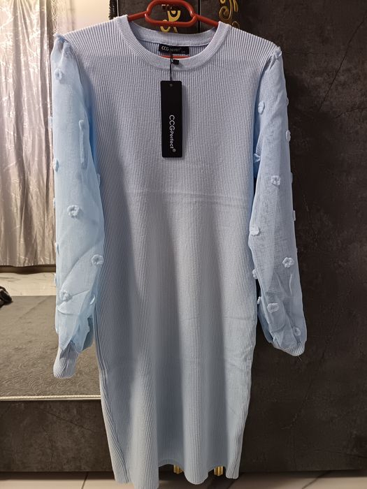 Продавам дрехи(нови).