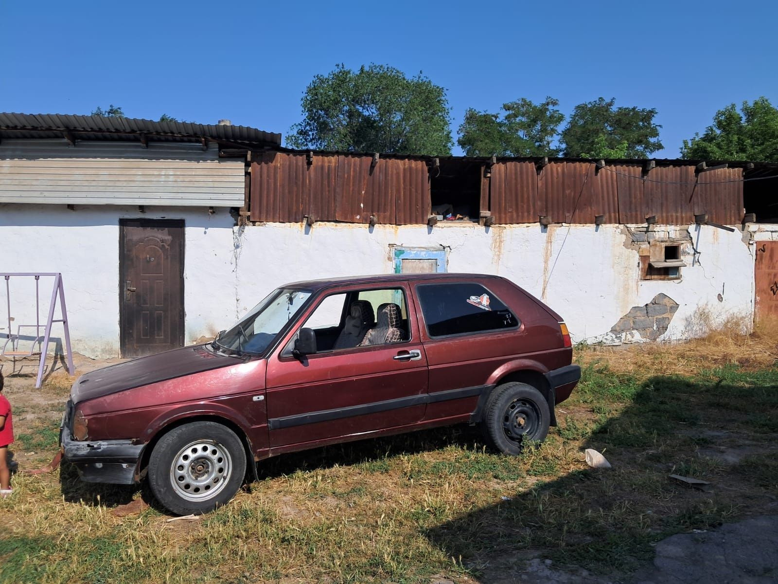 Продам машину срочно