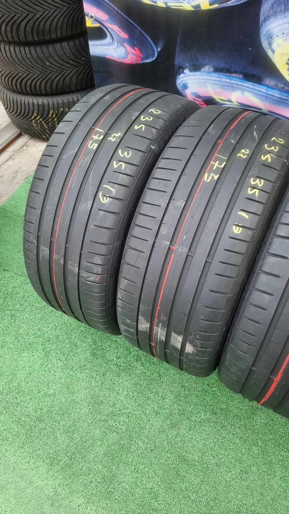 235.35.19 pirelli