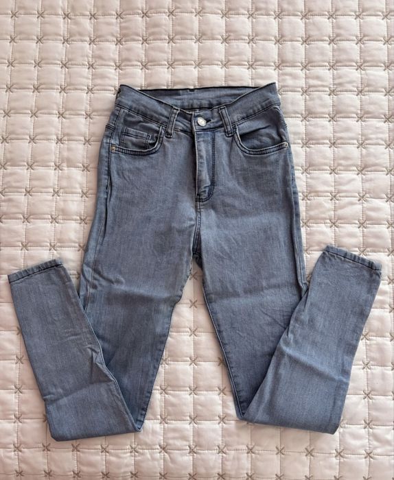 Дамски панталонки и дънки