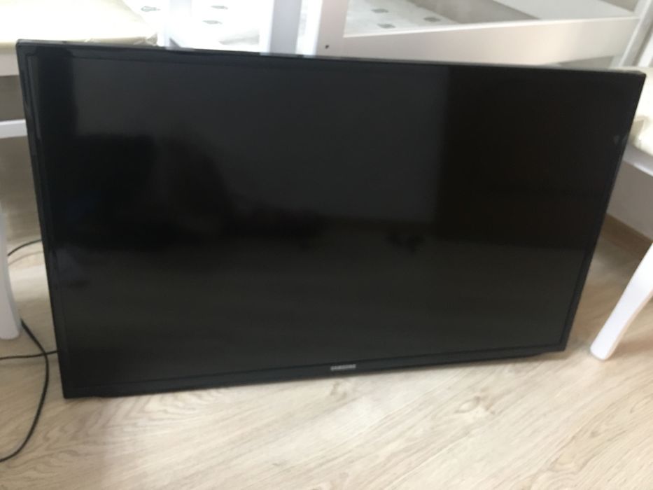 Продам телевизор. Samsung. 2012г.