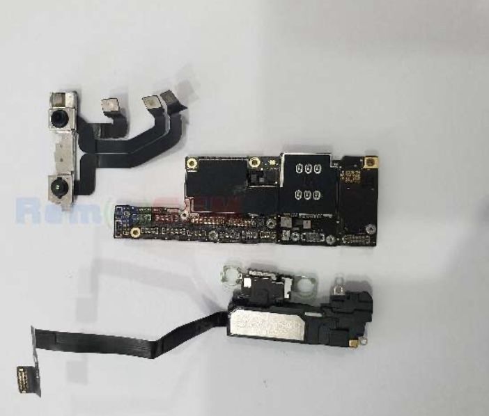 Vand placa de baza iphone x libera ee retea