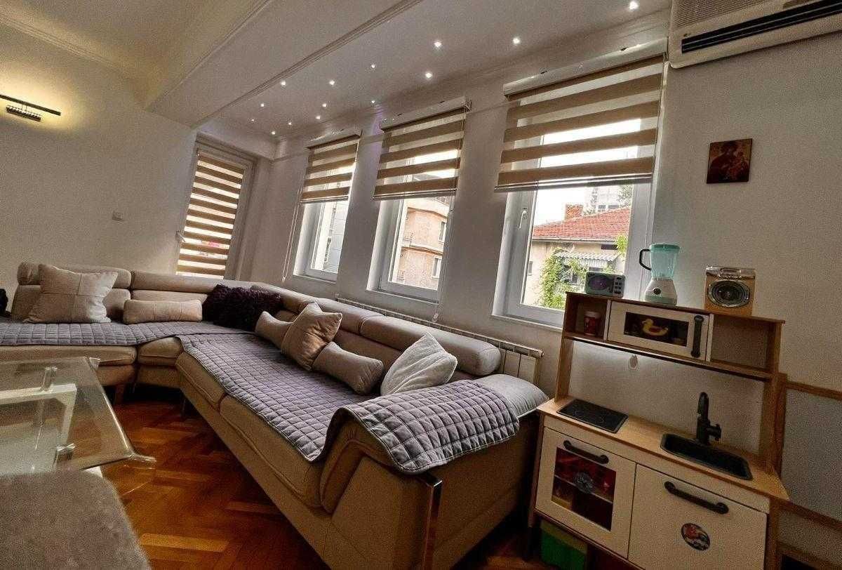 Продава се Двустаен апартамент в Бургас, Изгрев - 58 кв.м за 1137 €/кв.м - Снимка #1