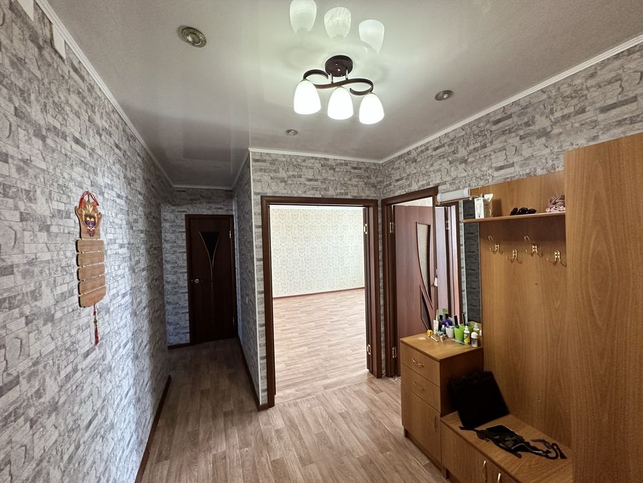Продам улучшенную трёхкомнатную квартиру