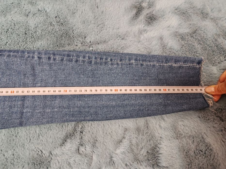 Blugi Reserved skinny 3+1 gratis