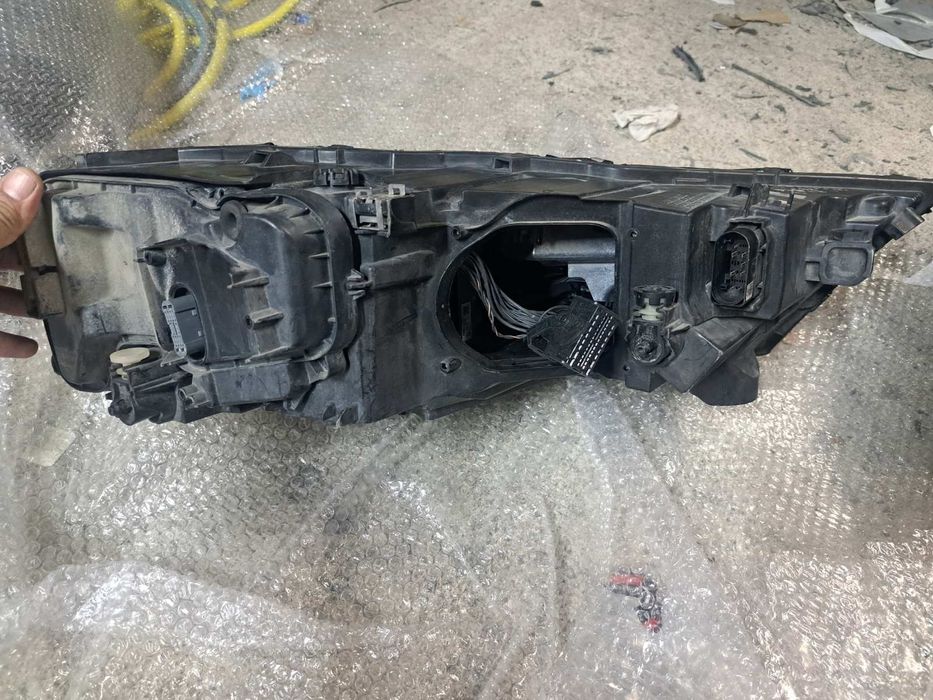 Ляв фар audi Q7 fulled