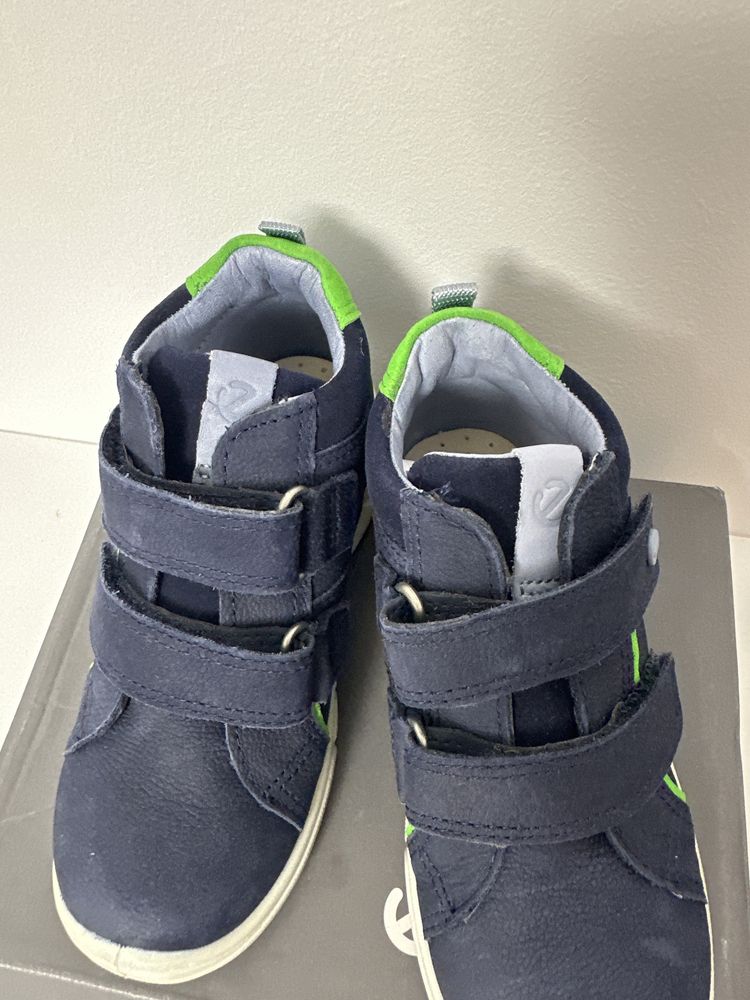 Ghetute Ecco piele