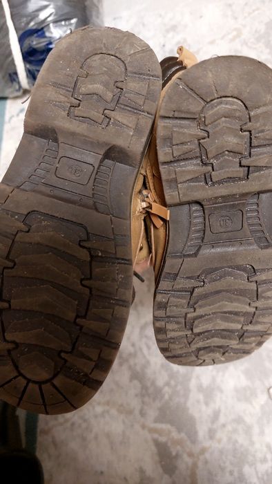 Комбез и ботинки