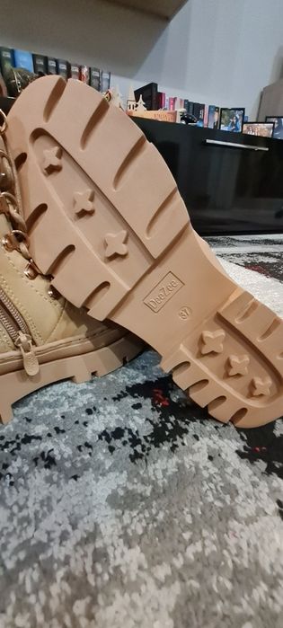 Vand ghete dama,marimea 37