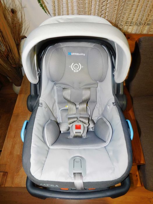 Pachet UPPABABY MESA scoica (0-13 kg) + bază Isofix