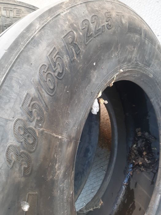 Продаются шины на грузовой автомобиль !