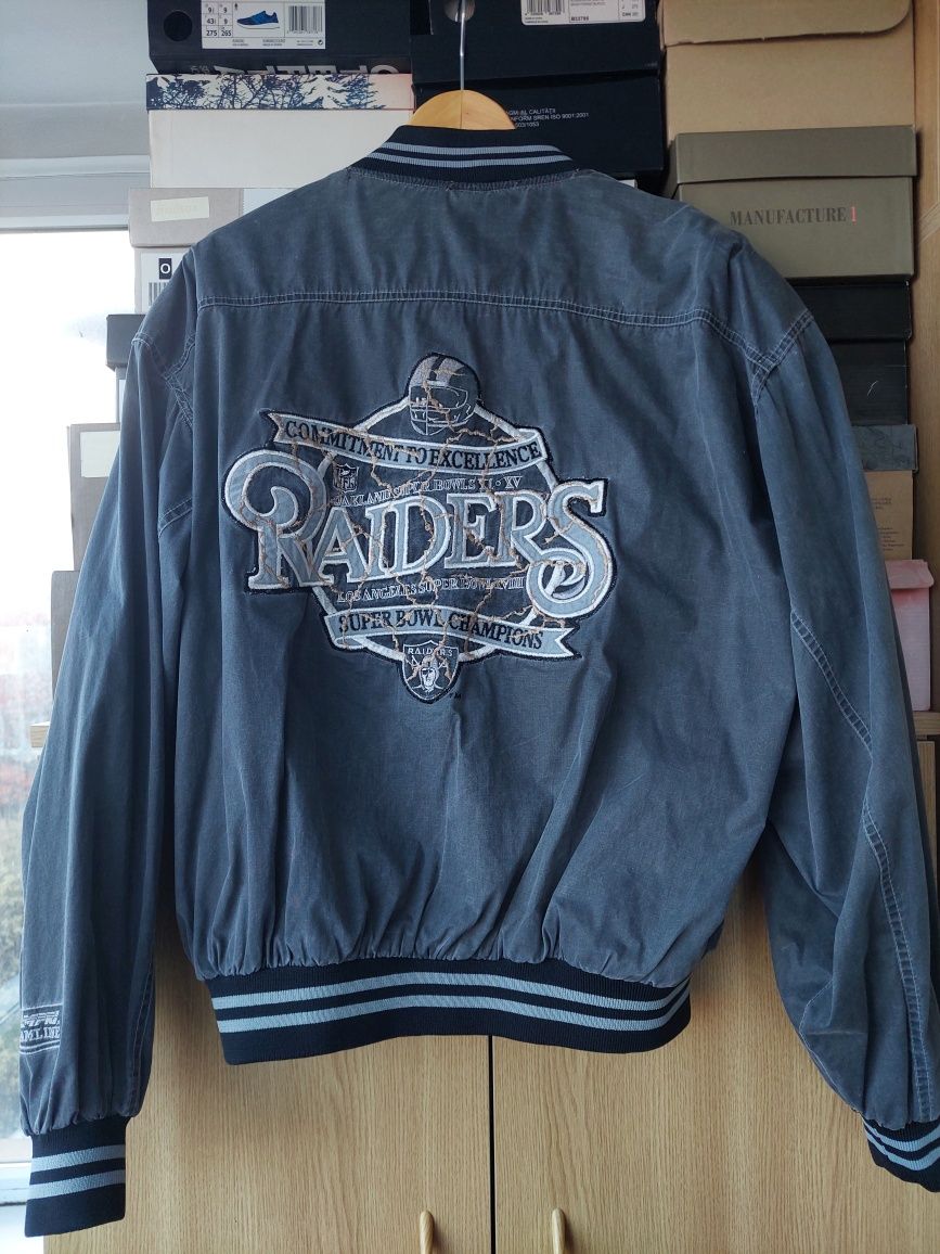 Geaca Raiders NFL (nu northface , nike , addidas , canada goose )