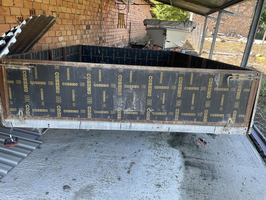 Ремарке за лек автомобил 4м