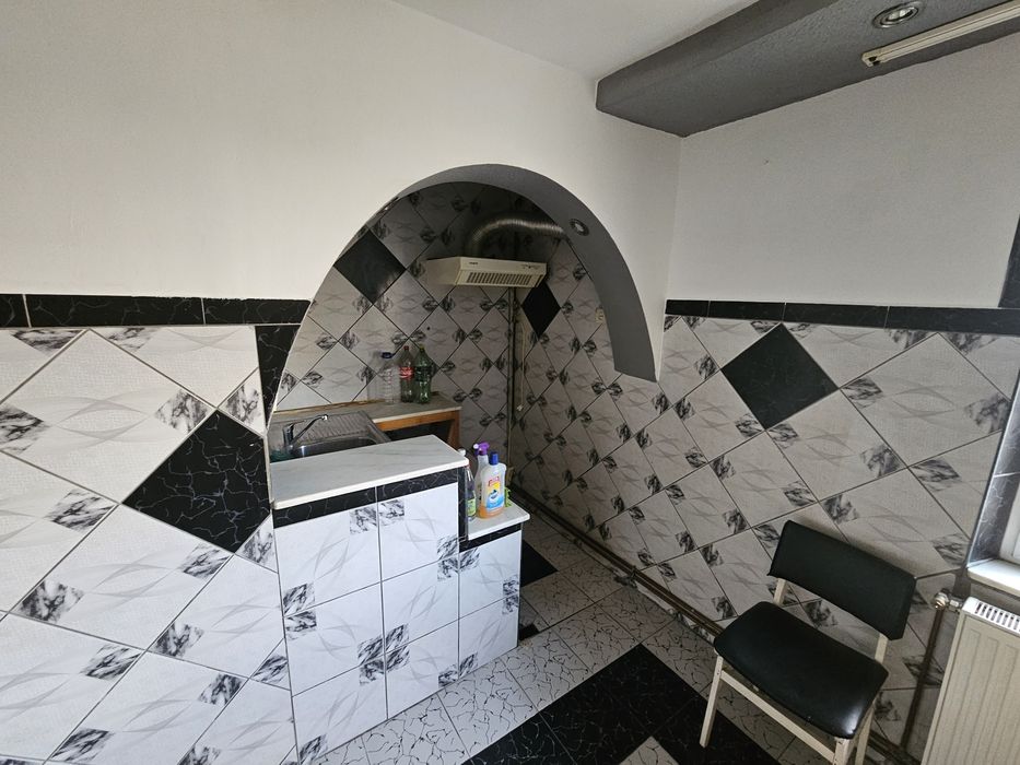 Inchiriez Apartament decomandat 2 camere