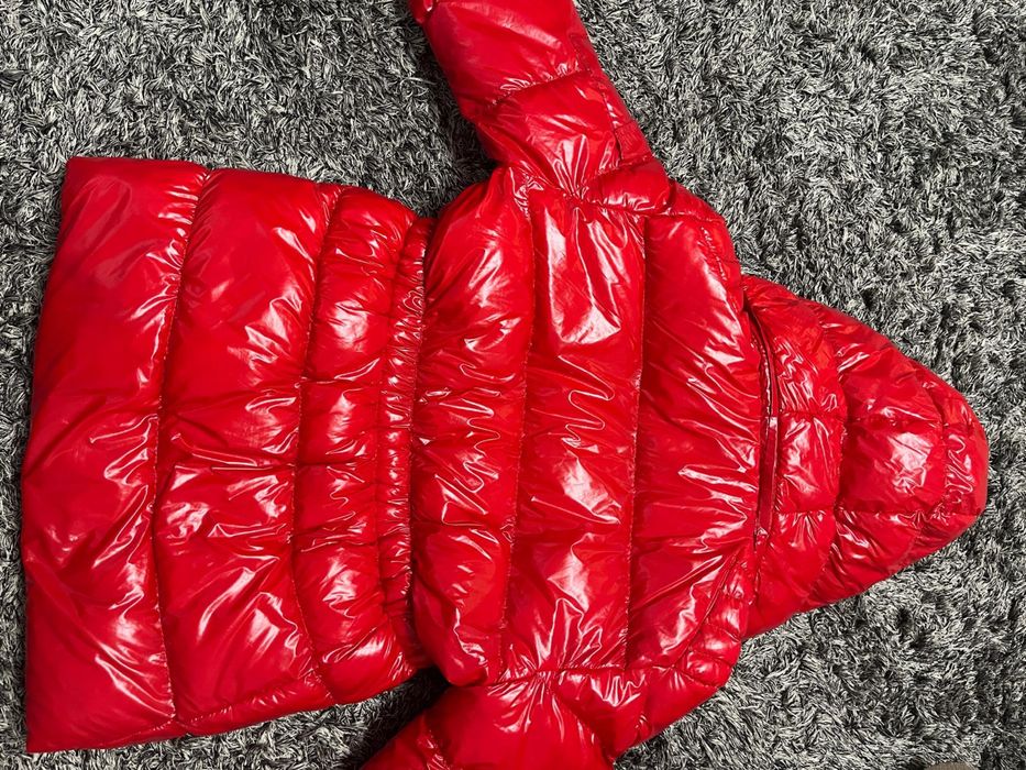 Geaca Moncler - marimea M