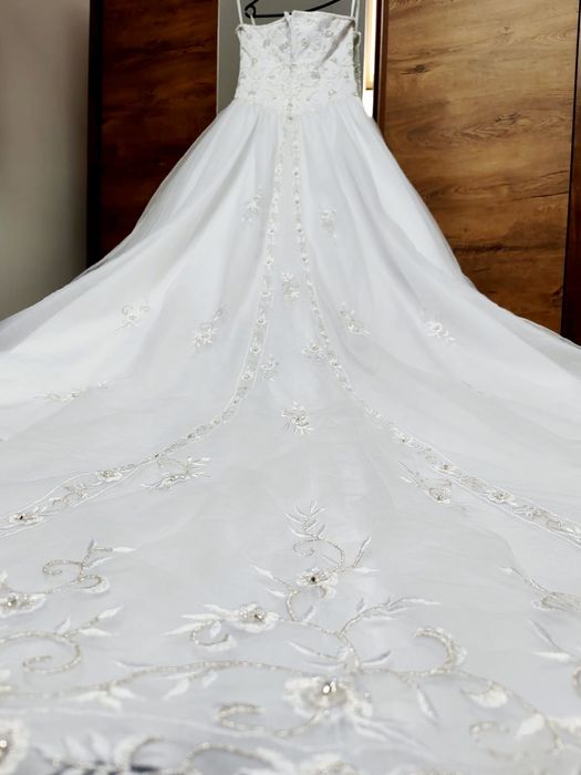 Rochie SPECTACULOASA de mireasa !