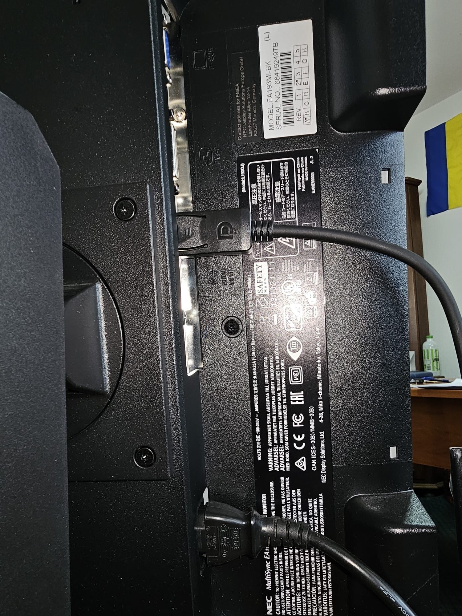 Monitor LCD NEC EAI 93 MI 19 "