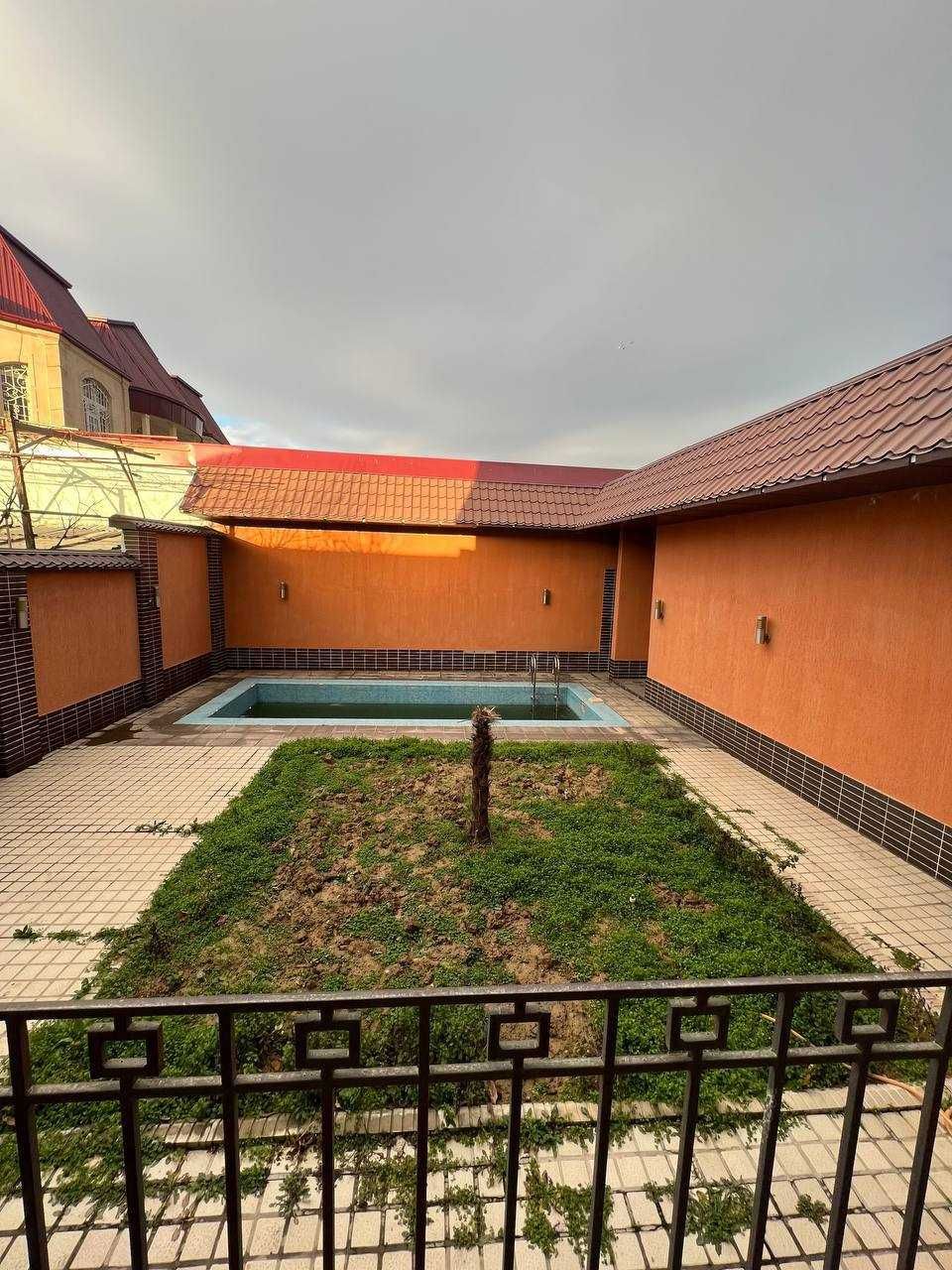 Циолковский чайхана салом дом с участком 2.5 соток 290м²