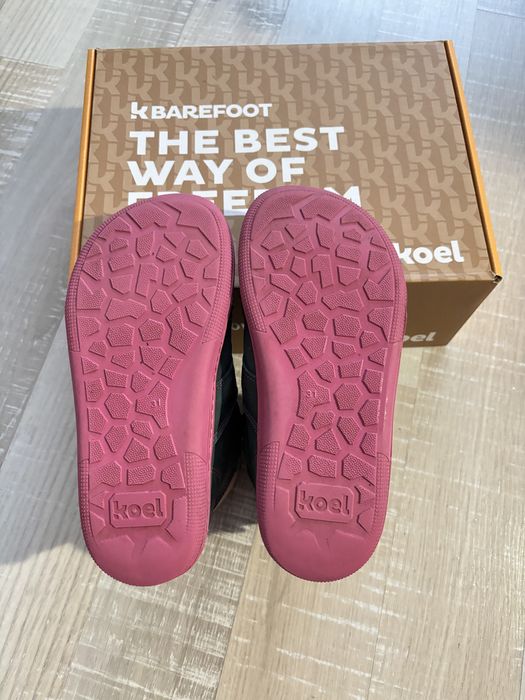 Боси ботушки Koel, с вълна 31 номер