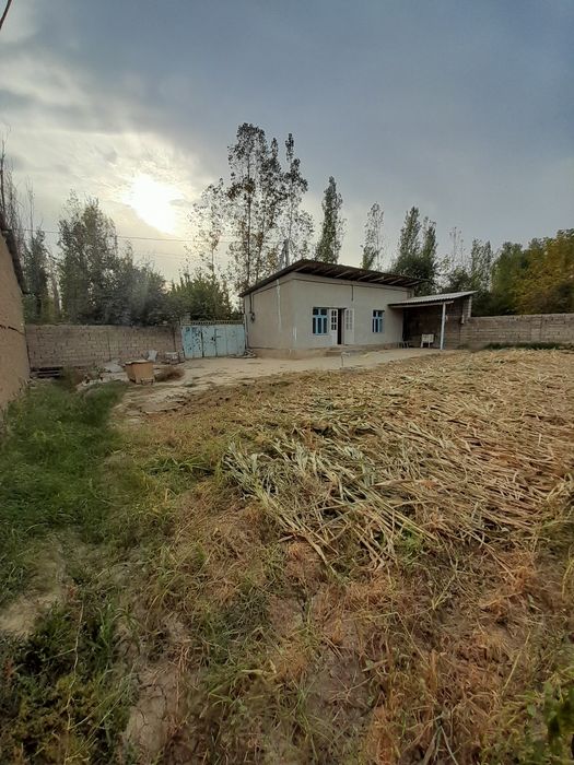 Участка сотилади