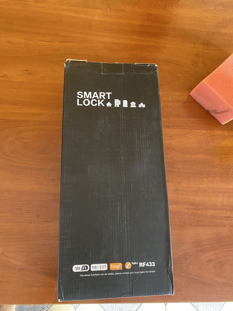 Продам смарт замок новый
