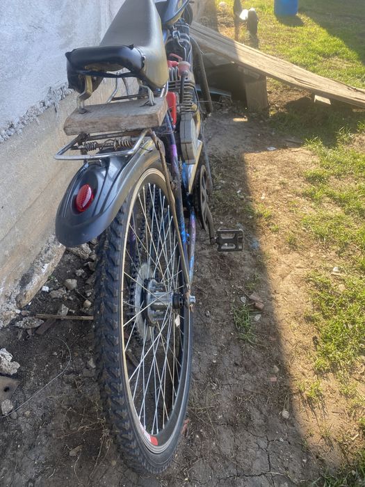 Bicicleta cu motor 100cc