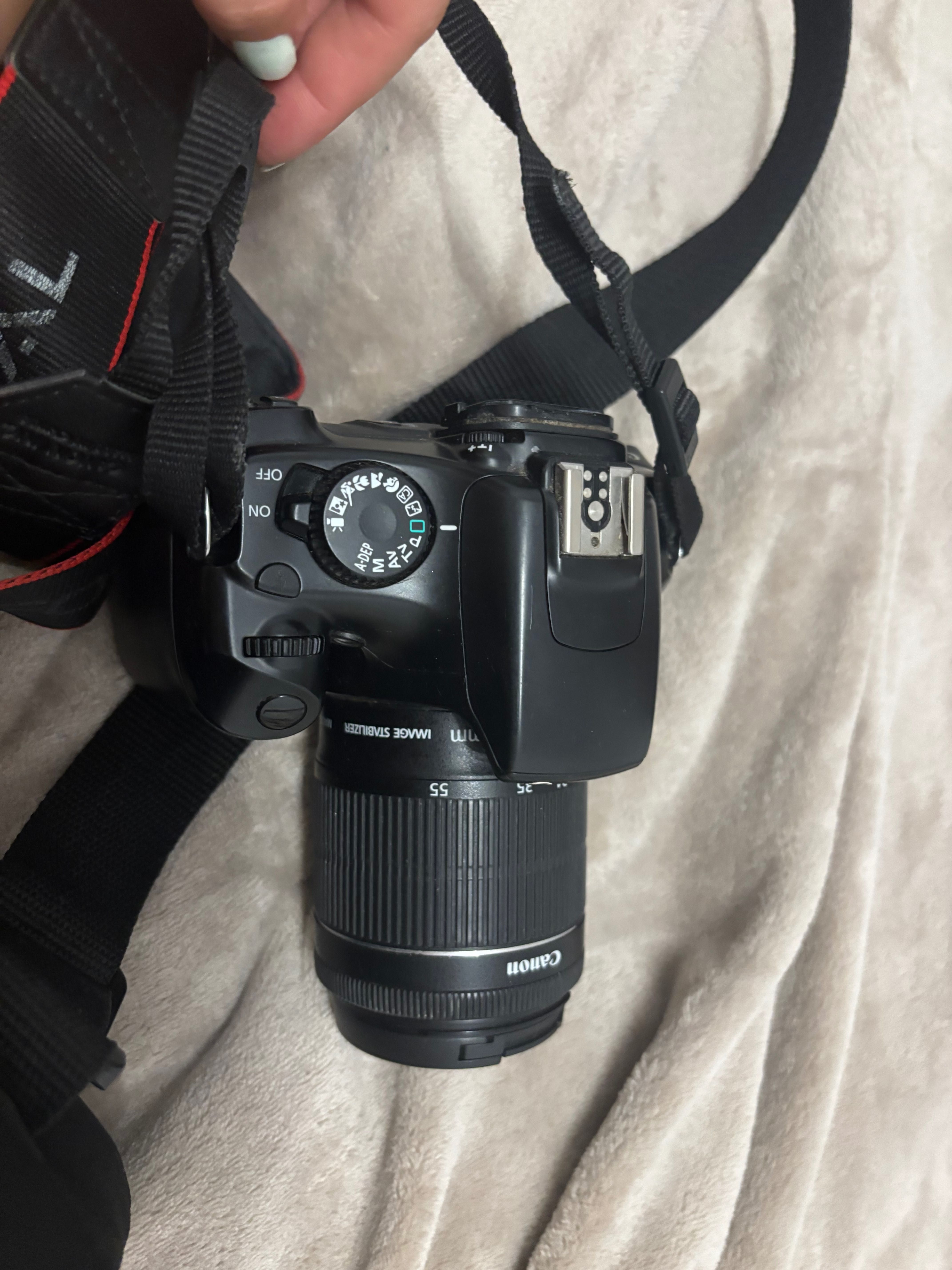 Canon 1100D DSLR комплект