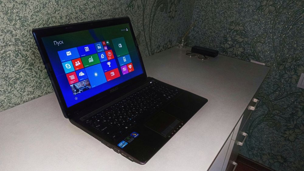 Ноутбук core- I7