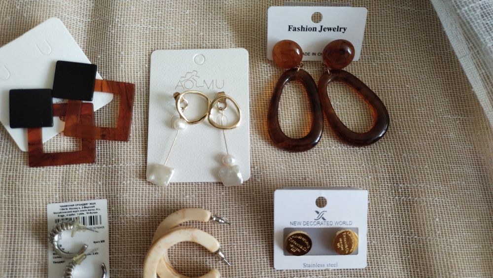 Серьги бижутерия