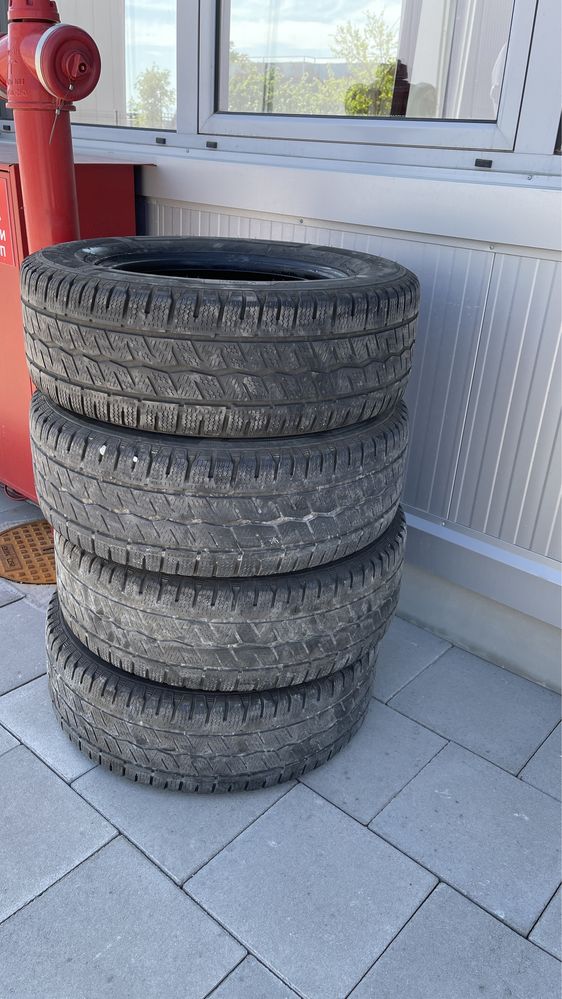 Гуми за бус 235/65/16 Hankook Winter