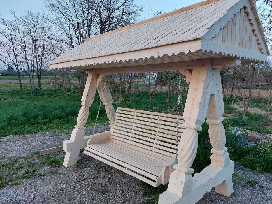 Balansoar rustic din lemn