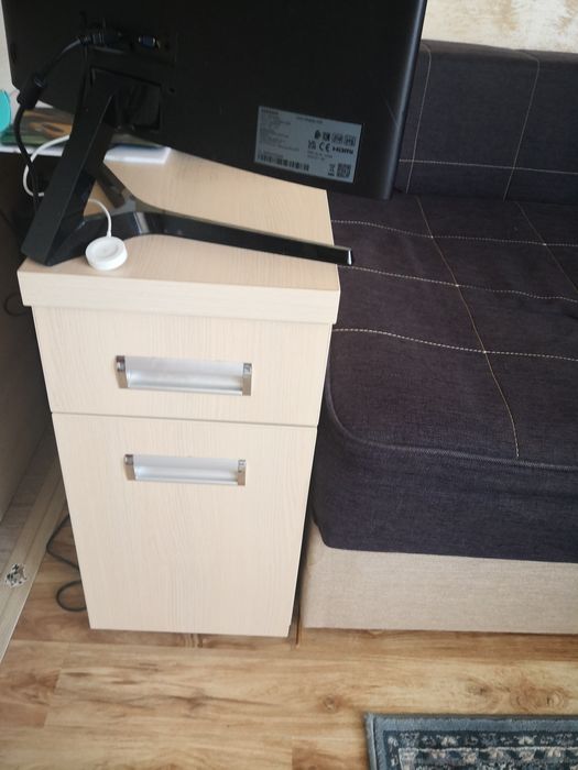 Colțar  canapea extensibil cu lada de depozitare