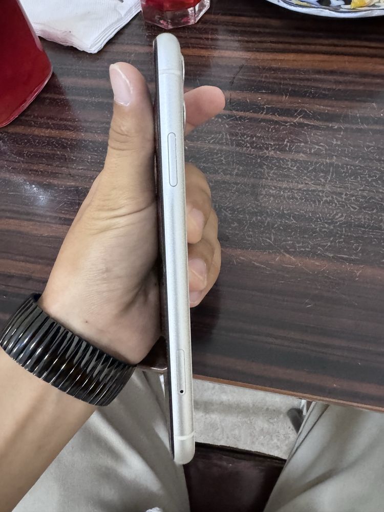 iPhone 11 ideall srochni