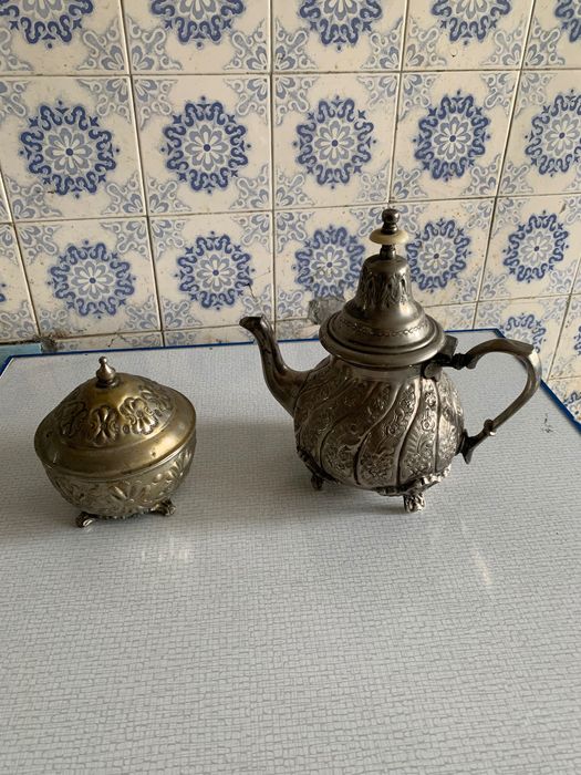 Антични каничка със захарница