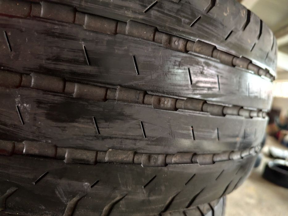 215/65R16C Continental